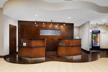 هتل Courtyard Keene Downtown
