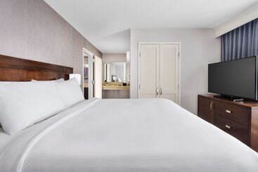 هتل Courtyard Keene Downtown