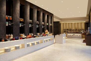 هتل Doubletree By Hilton Punechinchwad