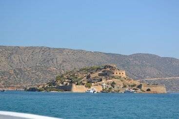 هتل Elounda Olive Garden Studios