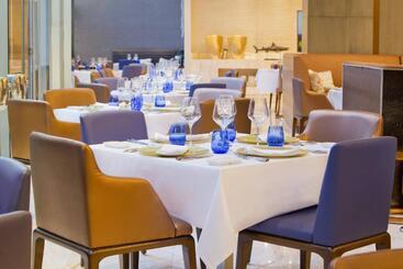 Global Hotel Panama