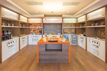 هتل Hampton By Hilton Samsun