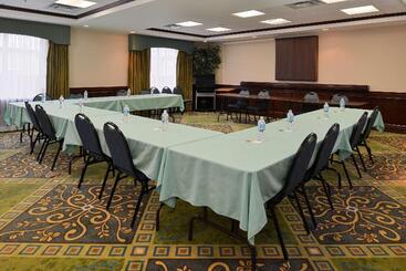 هتل Hampton Inn Alpine