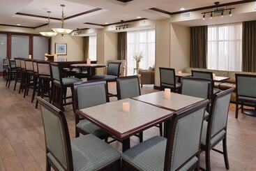 هتل Hampton Inn Alpine
