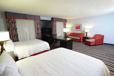 هتل Hampton Inn & Suites Albany At Albany Mall