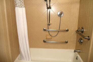 هتل Hampton Inn & Suites Liberal