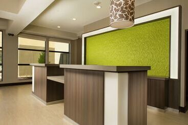 هتل Hilton Garden Inn College Station