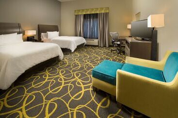 هتل Hilton Garden Inn College Station