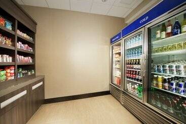 هتل Hilton Garden Inn College Station