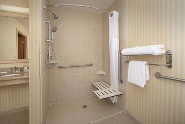 هتل Hilton Garden Inn Odessa