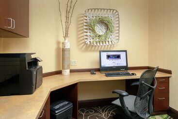هتل Hilton Garden Inn Odessa
