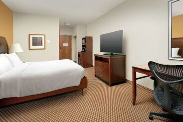 هتل Hilton Garden Inn Odessa