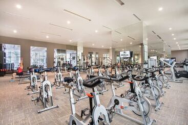 هتل Hilton Panama
