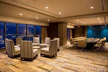 هتل Hilton Panama