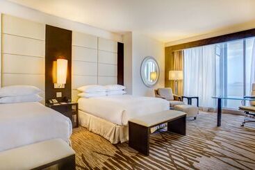هتل Hilton Panama