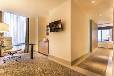 هتل Hilton Panama