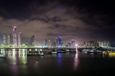 هتل Hilton Panama