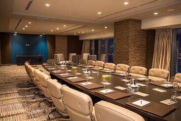هتل Hilton Panama