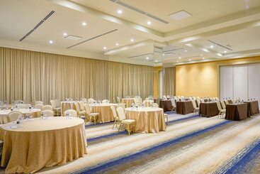 هتل Hilton Panama