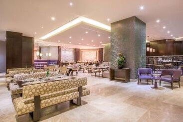 هتل Hilton Panama