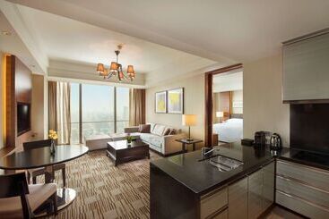 هتل Hilton Shijiazhuang