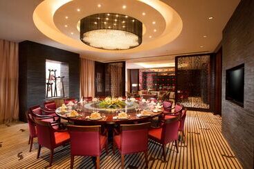 هتل Hilton Shijiazhuang