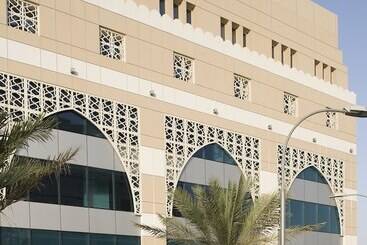 هتل Holiday Inn Alseeb Muscat, An Ihg