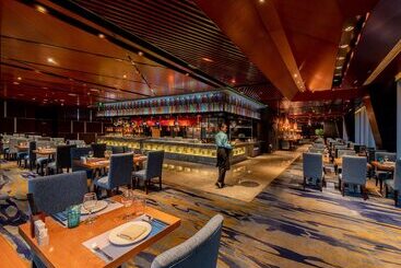 هتل Howard Johnson Hitech Plaza Chengdu