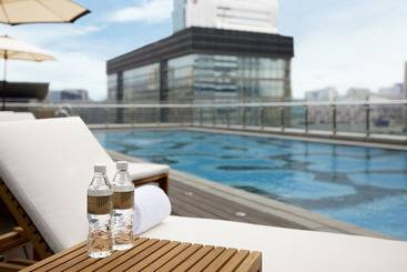 Humble House Hotel Taipei, Curio Collection By Hilton