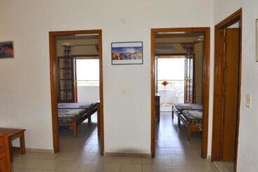 هتل Irene Apartments