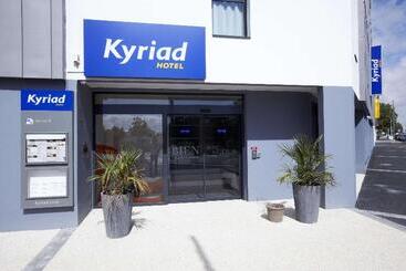 هتل Kyriad La Rochelle Centre  Les Minimes