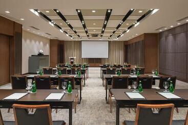 هتل Marco Polo Ortigas Manila