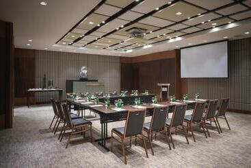هتل Marco Polo Ortigas Manila