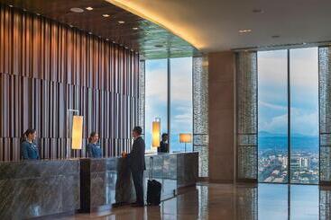 هتل Marco Polo Ortigas Manila
