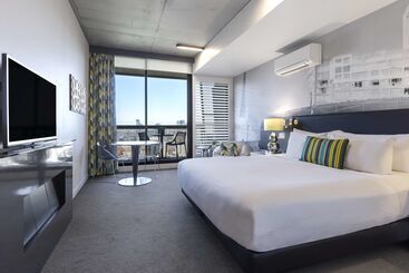 Otel Oaks Melbourne On William Suites