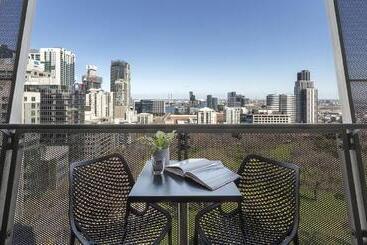 Otel Oaks Melbourne On William Suites