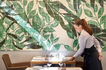 هتل Portobay Liberdade