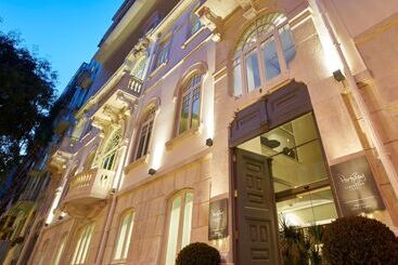 هتل Portobay Liberdade