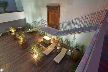 هتل Portobay Liberdade