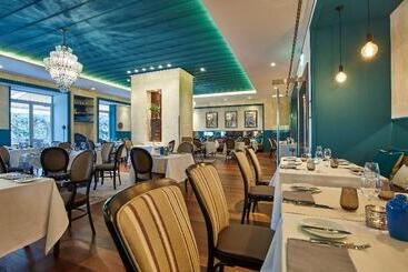 هتل Portobay Liberdade