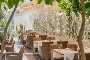 هتل Portobay Liberdade