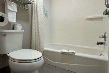 ホテル Quality Inn Calhoun North I75