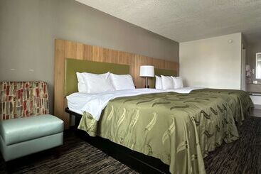 ホテル Quality Inn Calhoun North I75