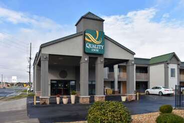 ホテル Quality Inn Calhoun North I75