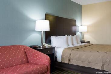 ホテル Quality Inn Calhoun North I75
