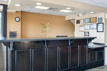 ホテル Quality Inn Calhoun North I75