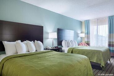 ホテル Quality Inn Calhoun North I75