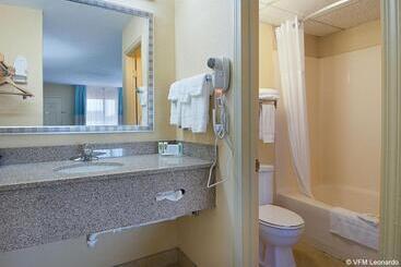 ホテル Quality Inn Calhoun North I75