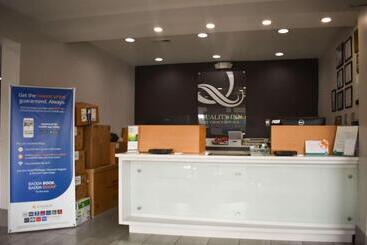 ホテル Quality Inn Calhoun North I75