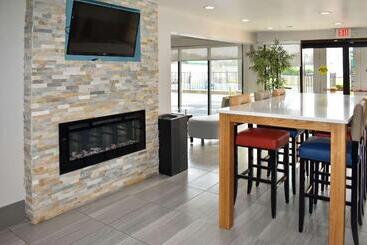 ホテル Quality Inn Calhoun North I75